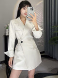 Körperbetontes Midi-Kleid Seitenansicht Beige – Sévea Schweiz