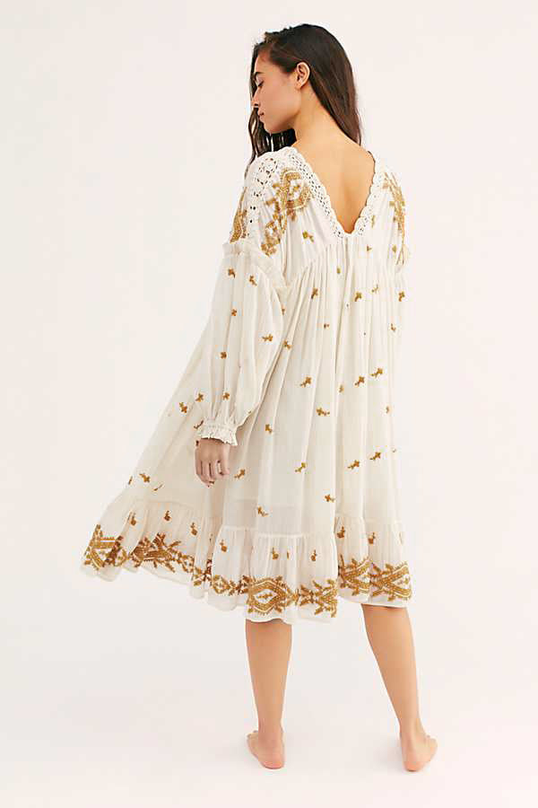 Stickerei Midi-Kleid Print Frontansicht – Sévea